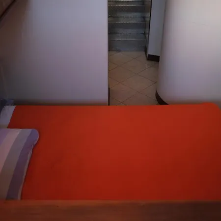 Comprensorio Olivetti - La Serra - Stanza 204 فندق مبيت وإفطار