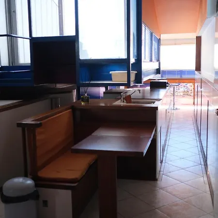 Comprensorio Olivetti - La Serra - Stanza 204 فندق مبيت وإفطار إيفريا